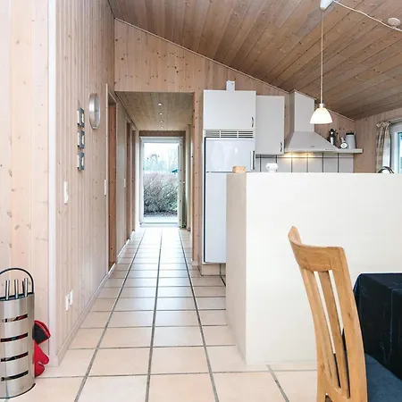 Three-bedroom In 28 * Oksbol (Syddanmark)