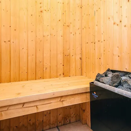 Three-bedroom In 28 Casa de Férias Oksbøl